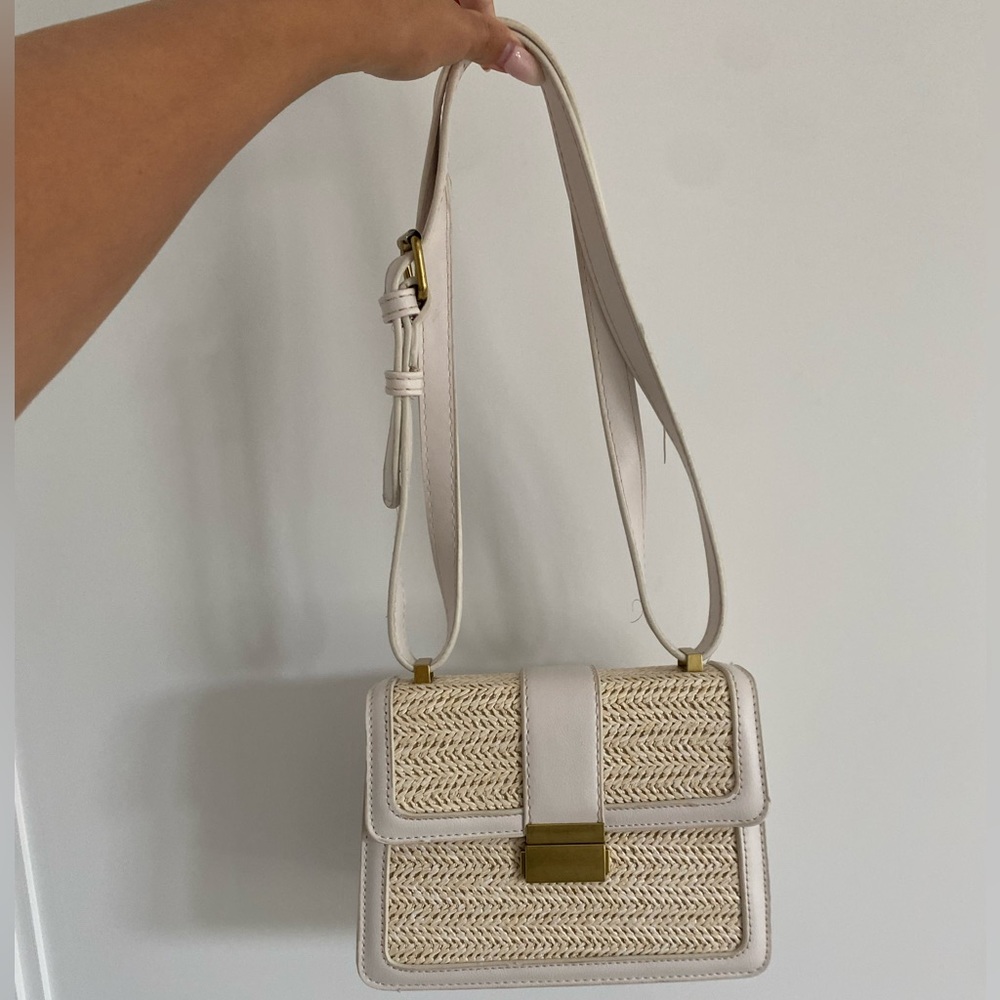 Raffia bag